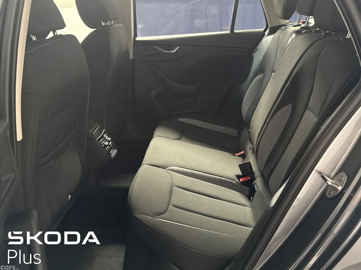 Skoda Kamiq SUV, Petrol, 2024, Grey