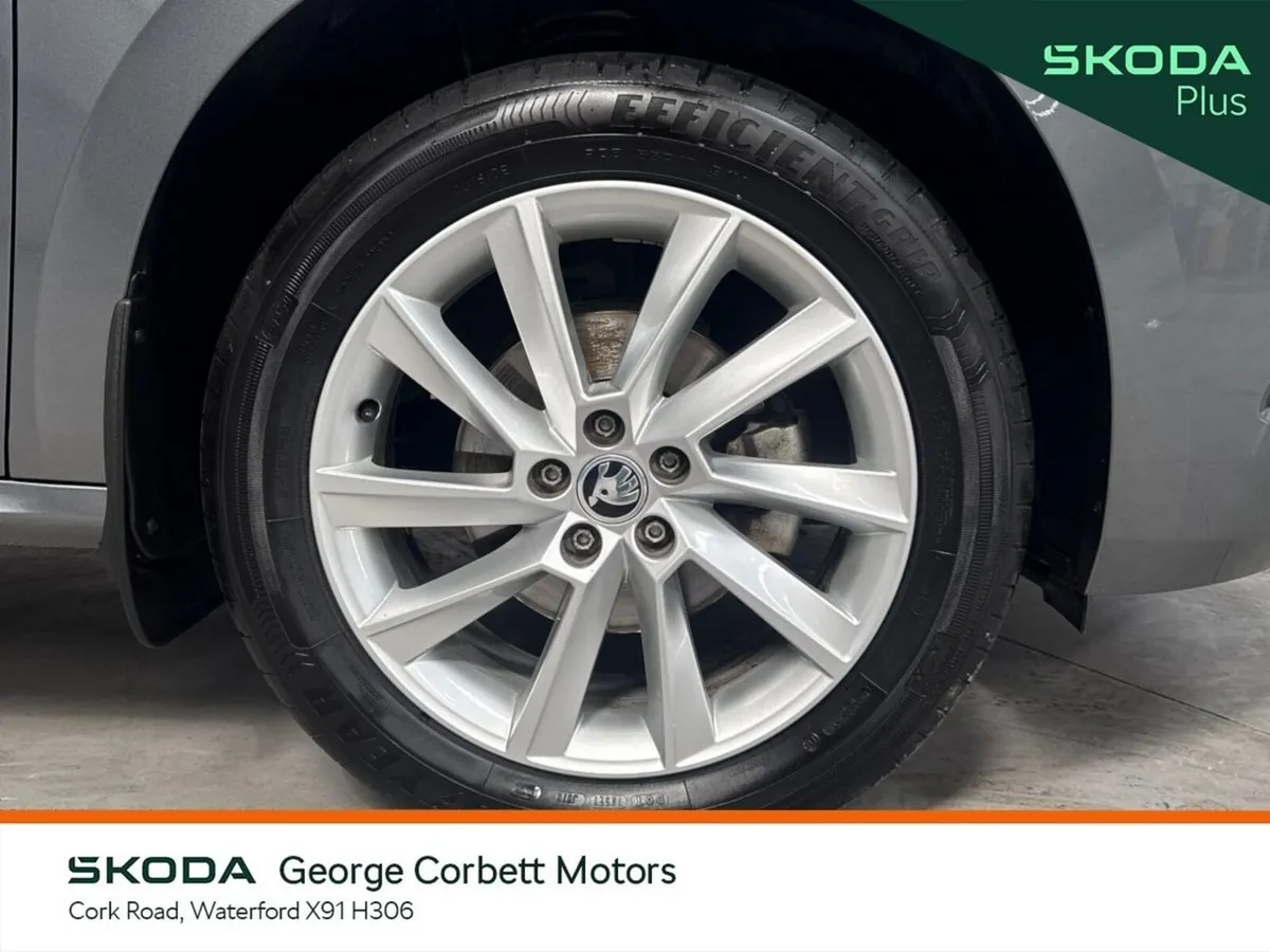 Skoda Kamiq SUV, Petrol, 2024, Grey