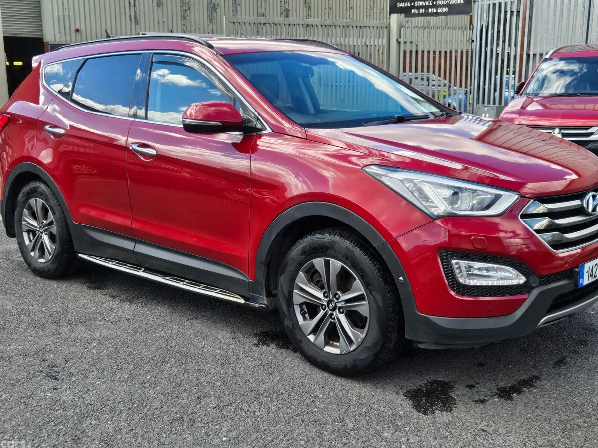 Hyundai Santa Fe SUV, Diesel, 2014, Red