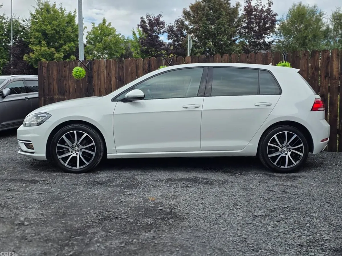 Volkswagen Golf Hatchback, Petrol, 2018, White