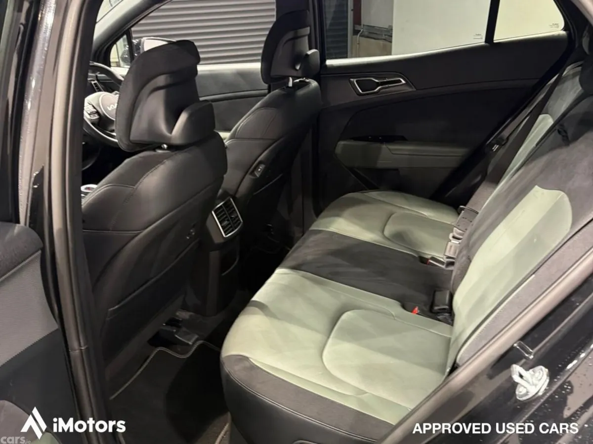 Kia Sportage SUV, Petrol Hybrid, 2025, Black