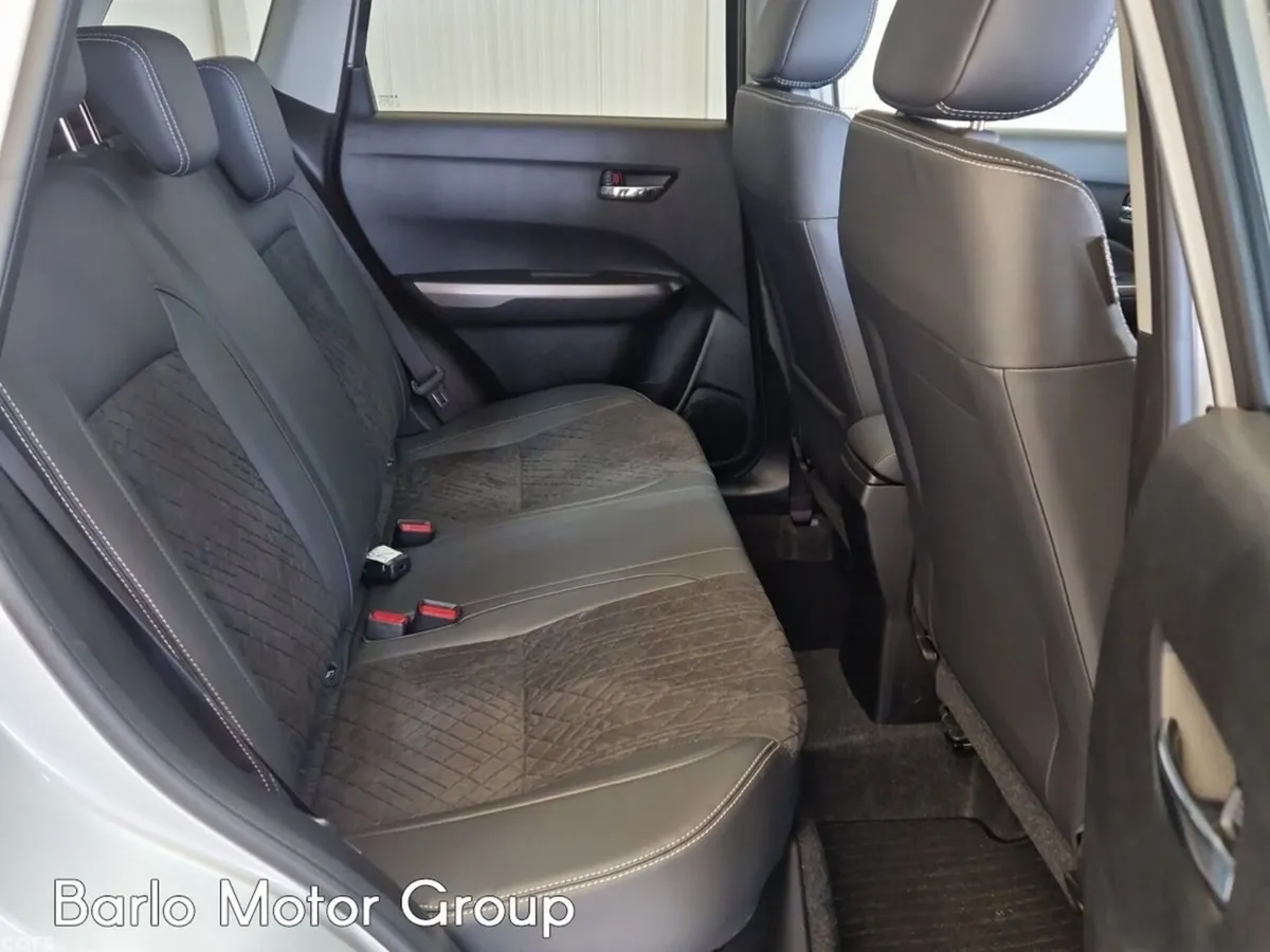 Suzuki Vitara SUV, Petrol, 2026, Silver