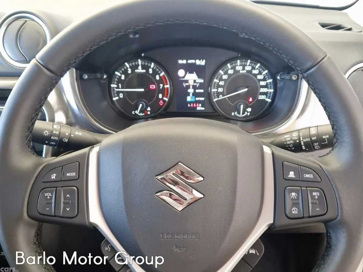 Suzuki Vitara SUV, Petrol, 2026, Silver
