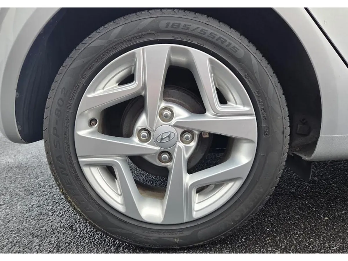 Hyundai i10 Hatchback, Petrol, 2021, Grey