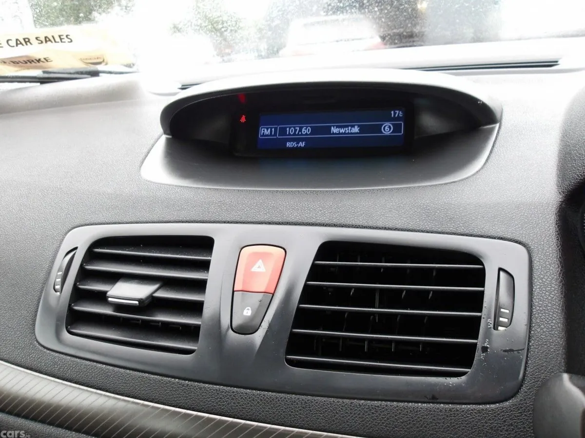 Renault Fluence Saloon, Diesel, 2016, Grey