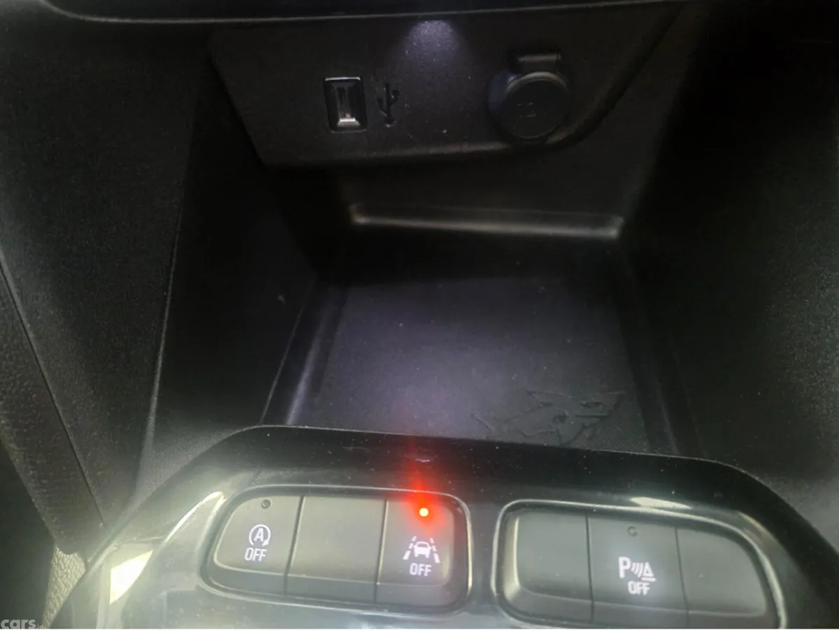 Opel Corsa Hatchback, Petrol, 2023, White