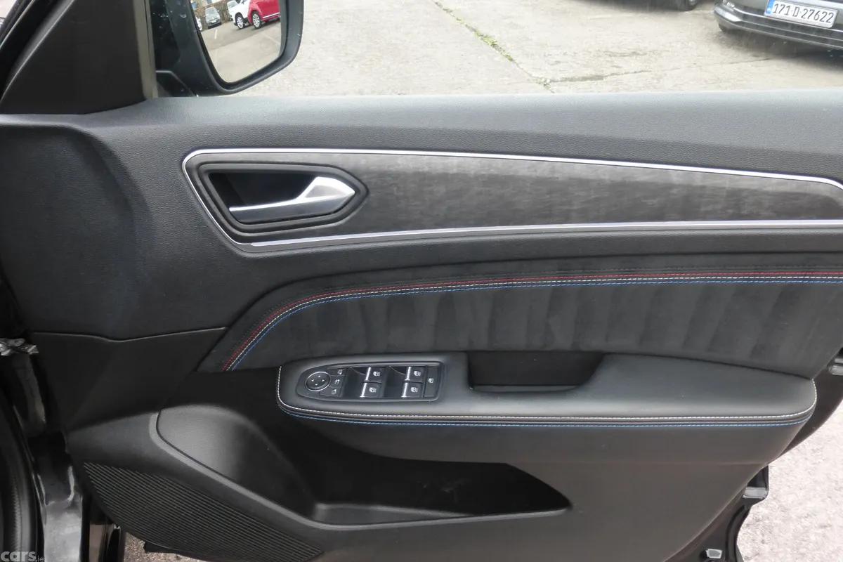 Renault Arkana Hatchback, Petrol Hybrid, 2024, Black