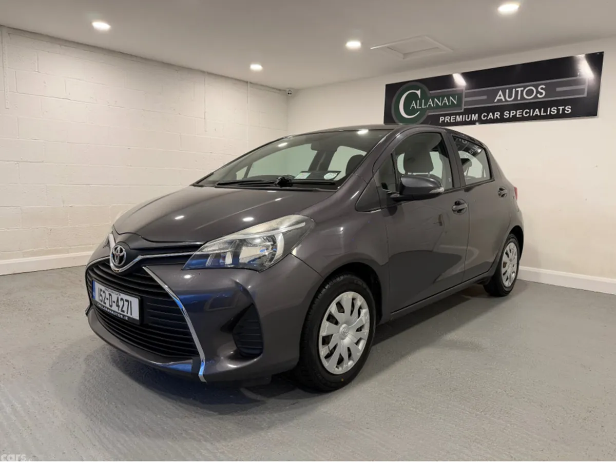 Toyota Yaris Hatchback, Petrol, 2015, Grey