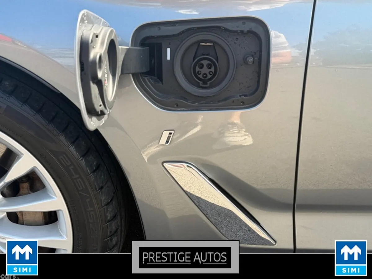 BMW 5-Series Saloon, Petrol Plug-in Hybrid, 2017, Grey