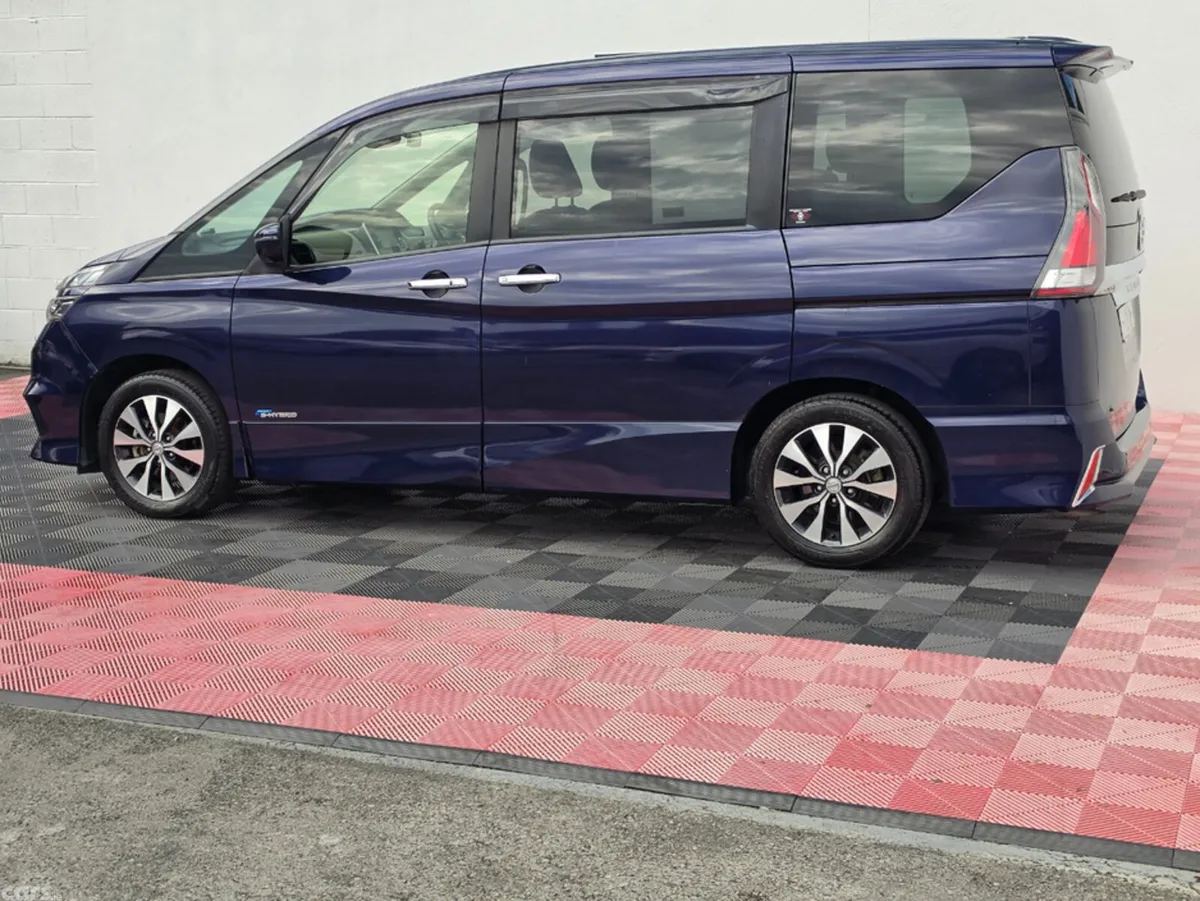 Nissan Serena MPV, Petrol Hybrid, 2017, Blue