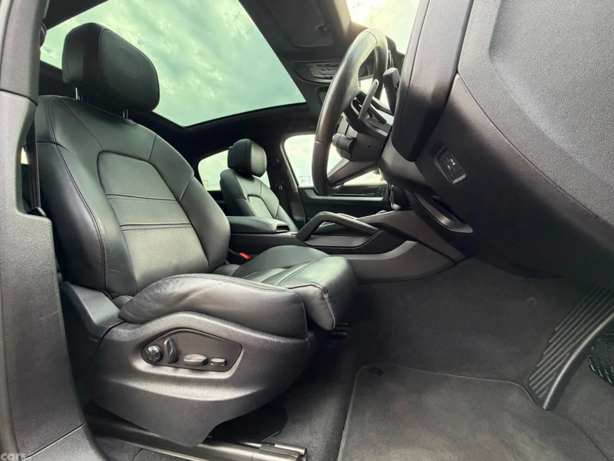 Porsche Cayenne SUV, Petrol Plug-in Hybrid, 2025, Red