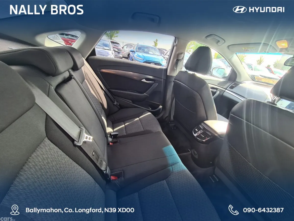 Hyundai i40 Saloon, Diesel, 2018, Silver