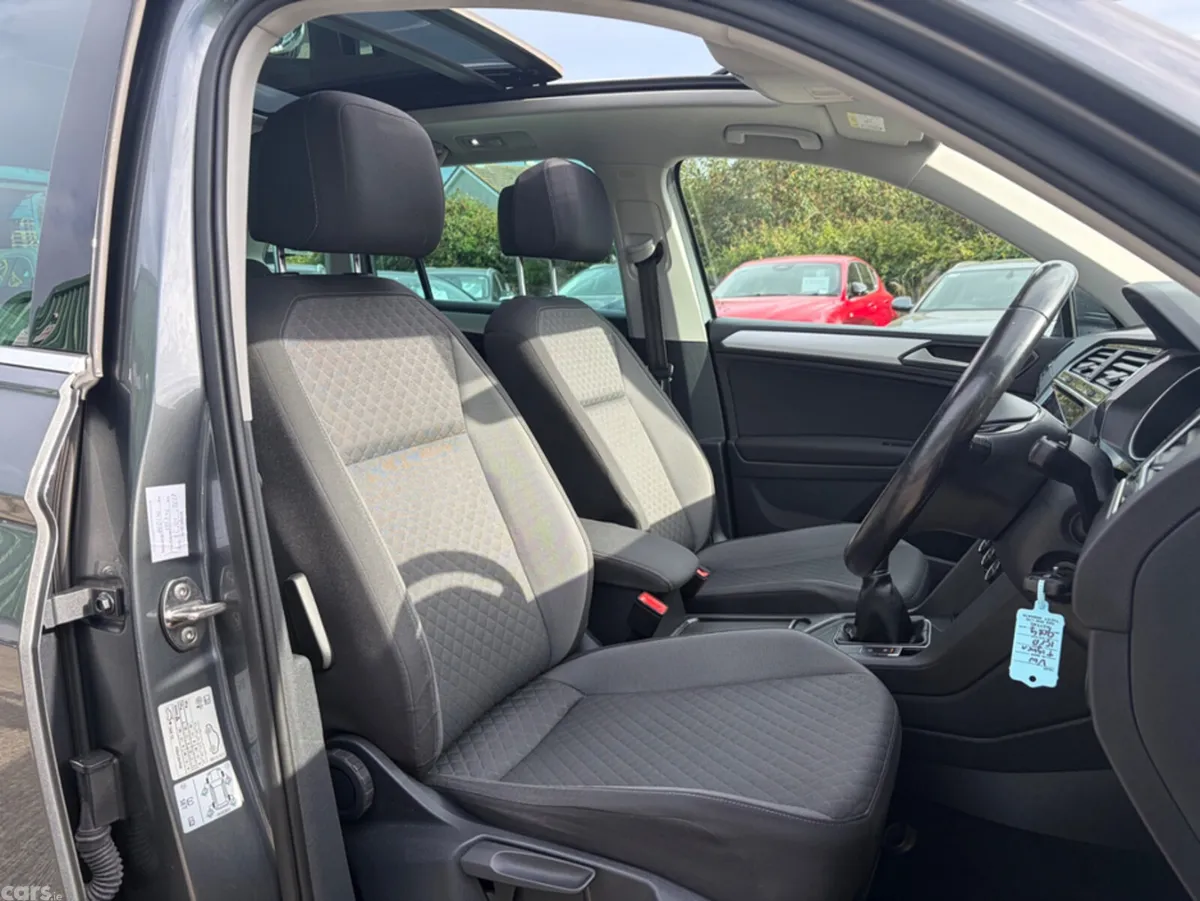 Volkswagen Tiguan SUV, Diesel, 2018, Grey