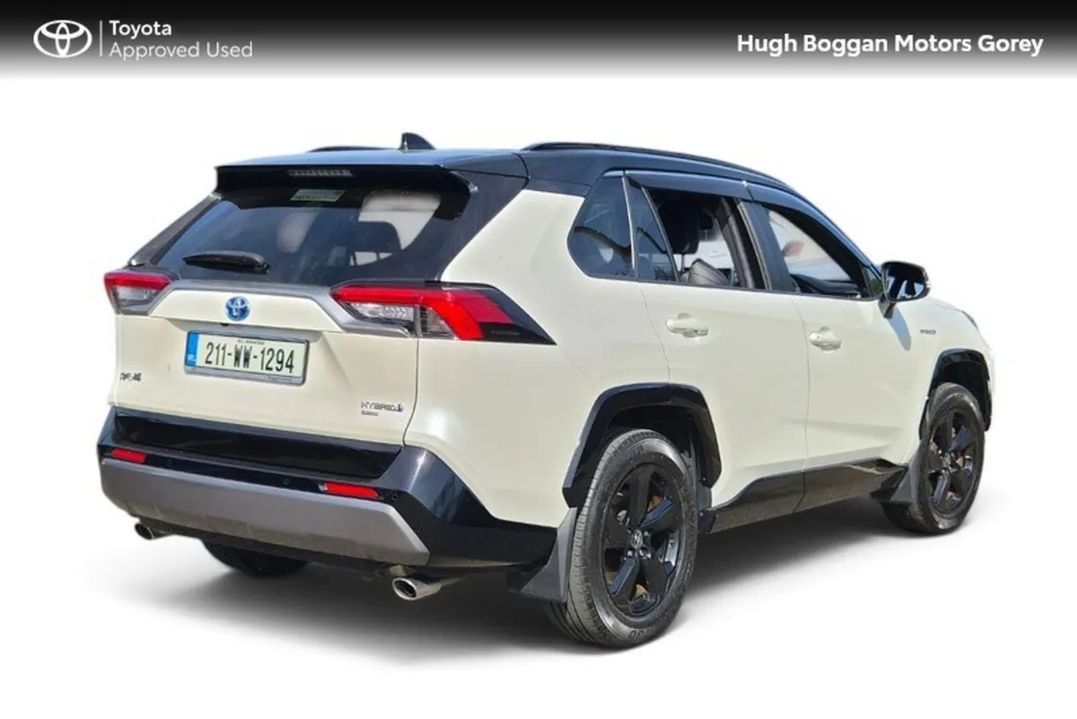 Toyota RAV4 SUV, Petrol Hybrid, 2021, White