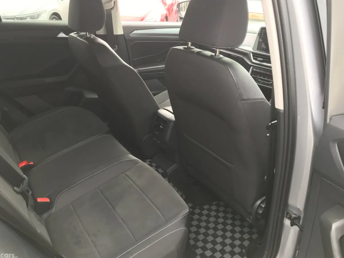 Volkswagen T-Roc SUV, Diesel, 2023, Silver