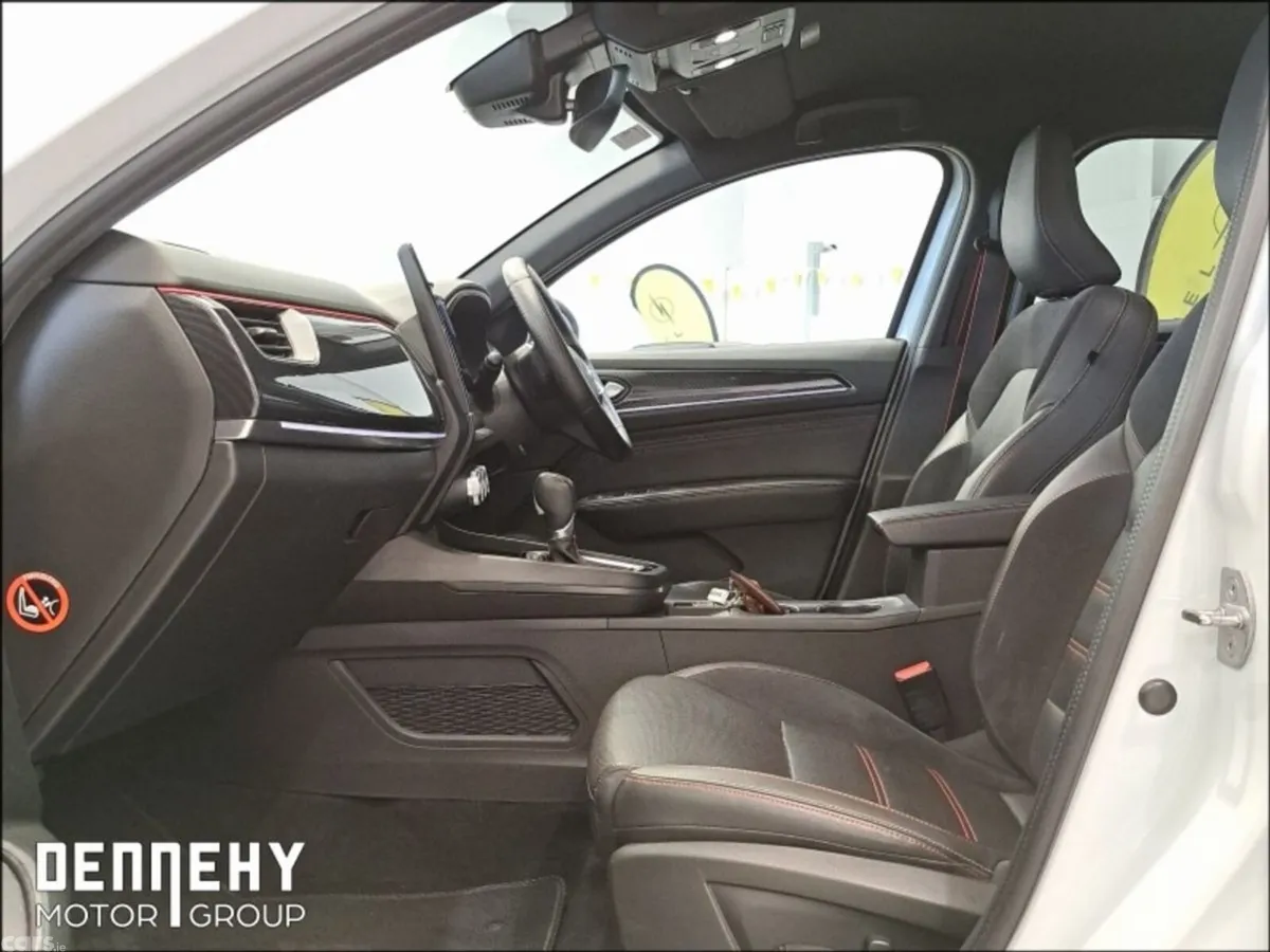 Renault Arkana Hatchback, Petrol, 2022, White