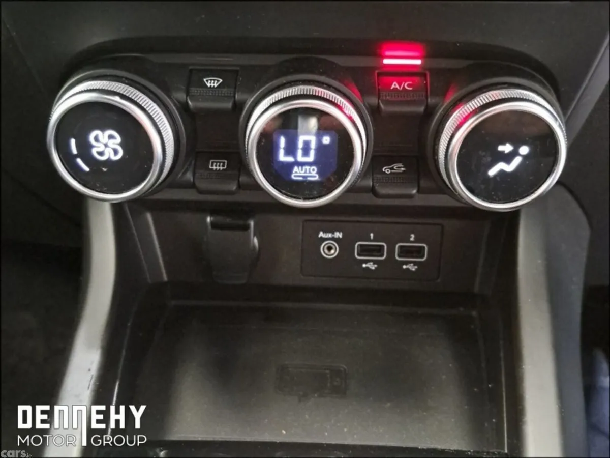 Renault Arkana Hatchback, Petrol, 2022, White