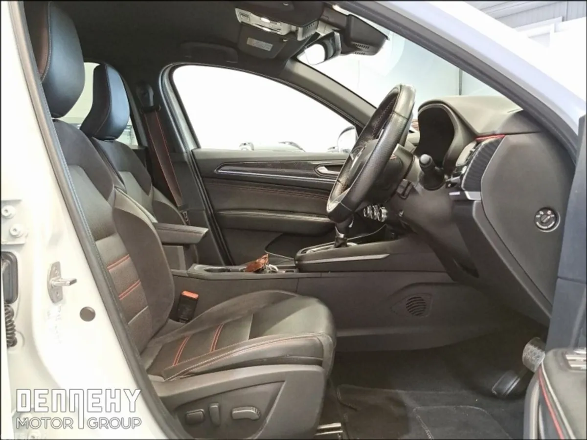Renault Arkana Hatchback, Petrol, 2022, White