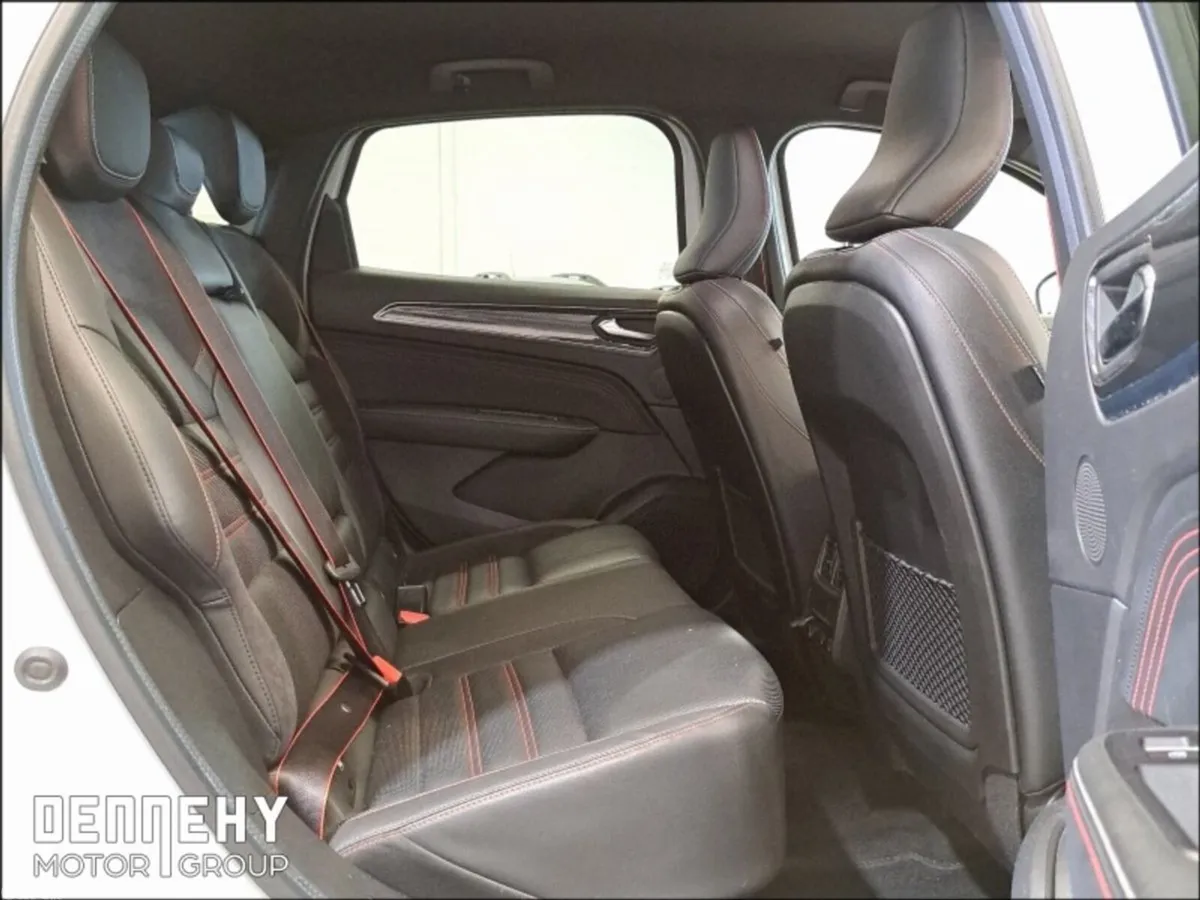Renault Arkana Hatchback, Petrol, 2022, White