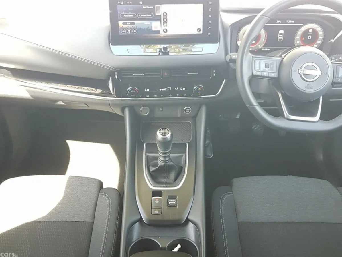 Nissan Qashqai MPV, Petrol, 2024, Grey