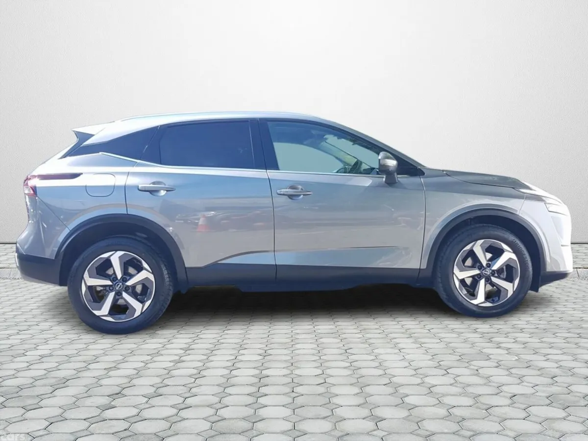 Nissan Qashqai MPV, Petrol, 2024, Grey