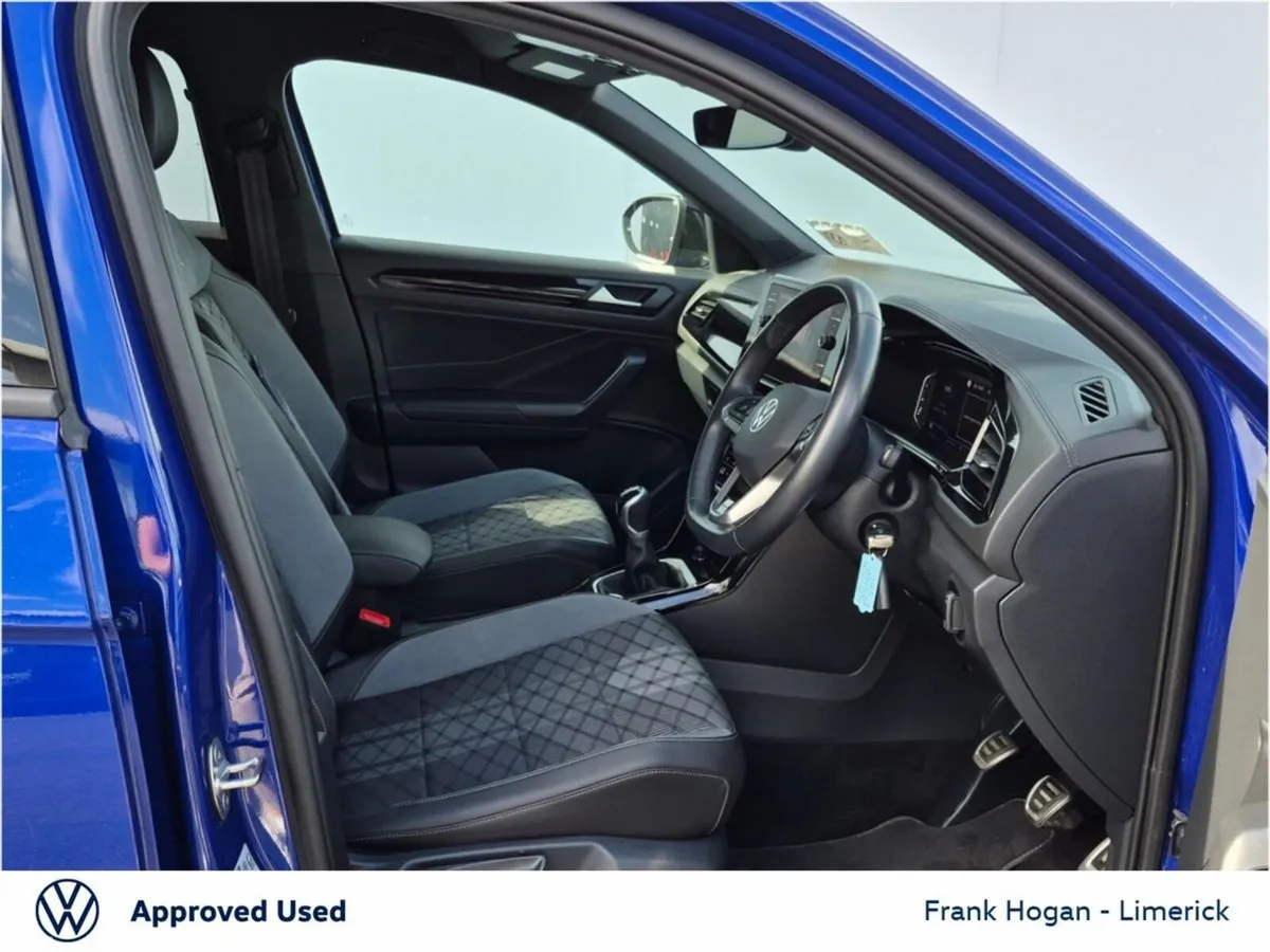 Volkswagen T-Roc SUV, Diesel, 2025, Blue