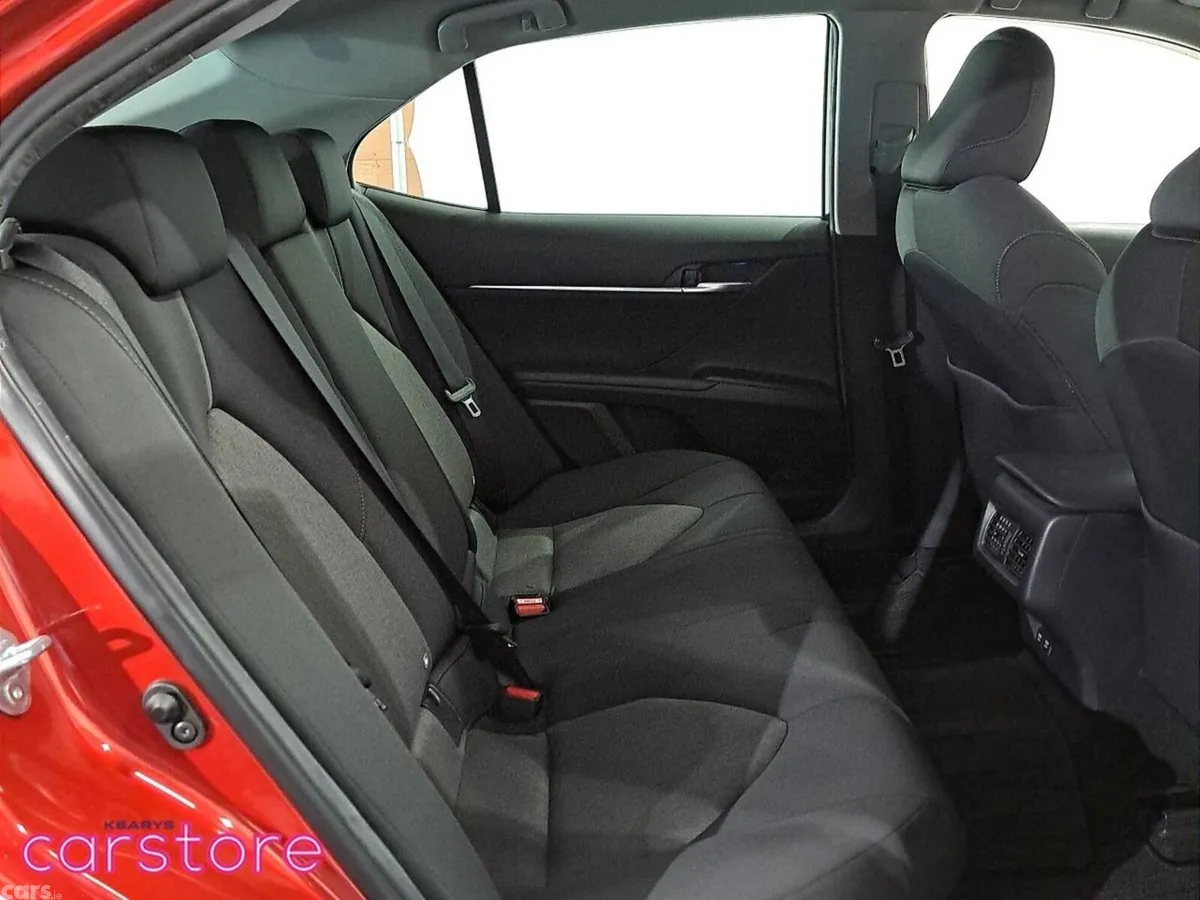 Toyota Camry Saloon, Petrol Hybrid, 2021, Red