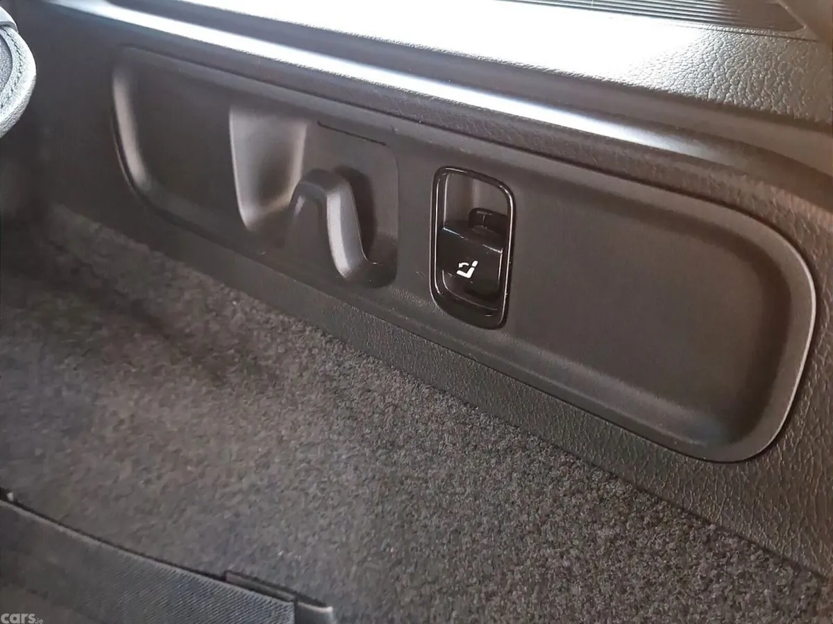Mercedes-Benz C-Class Estate, Petrol Plug-in Hybrid, 2025, Silver