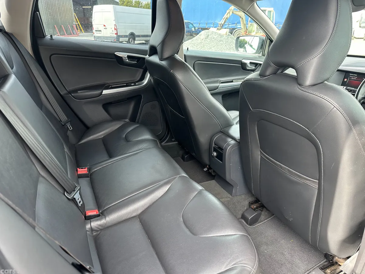 Volvo XC60 SUV, Diesel, 2016, Black