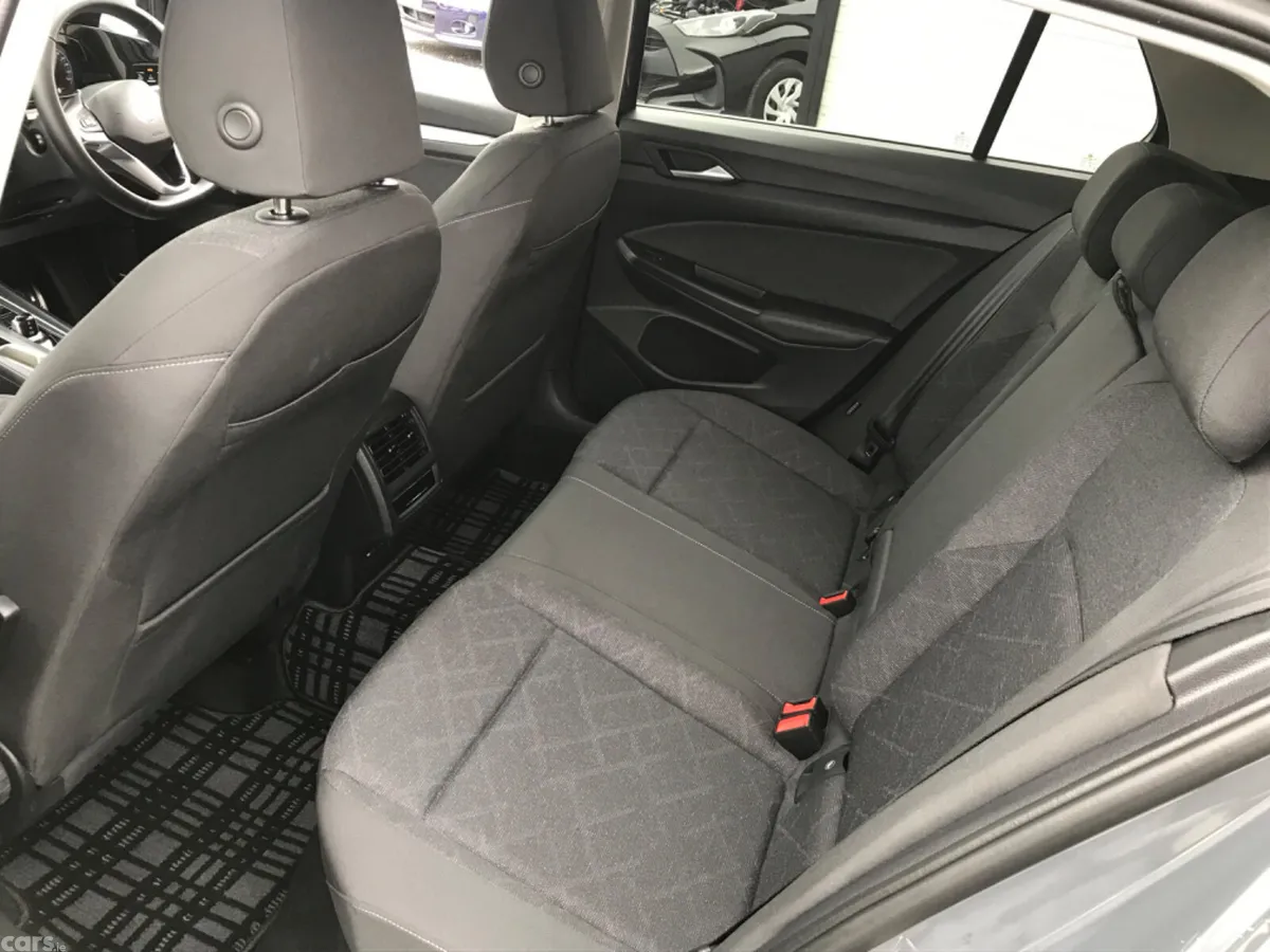 Volkswagen Golf Hatchback, Diesel, 2023, Grey