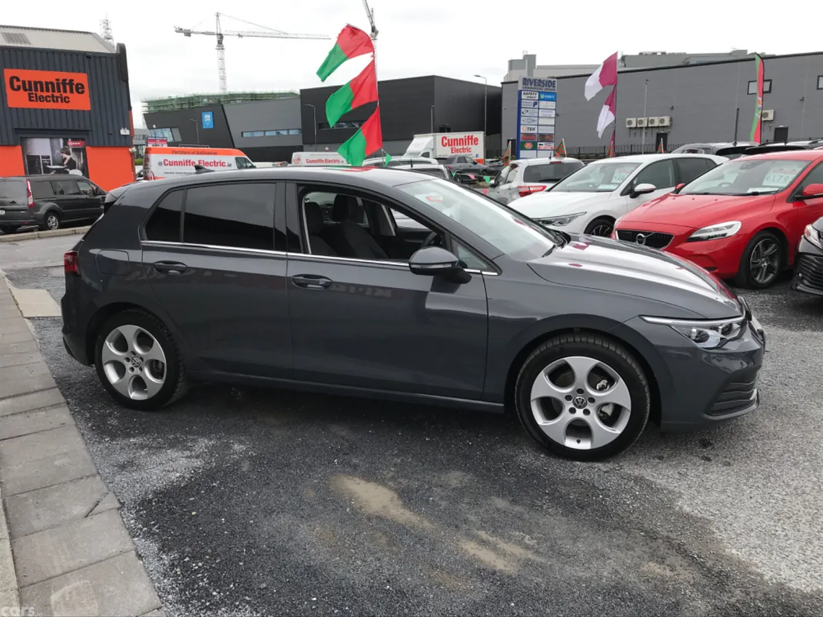 Volkswagen Golf Hatchback, Diesel, 2023, Grey