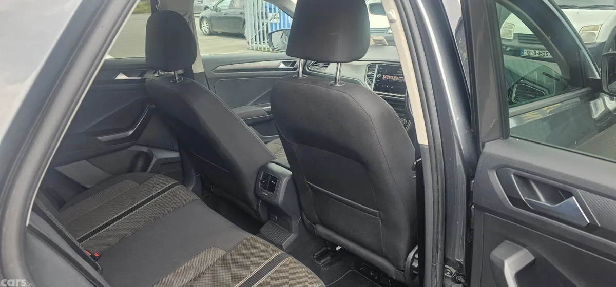 Volkswagen T-Roc SUV, Diesel, 2019, Grey