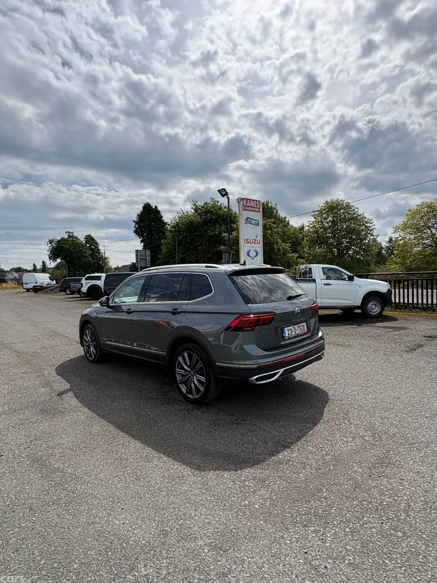 Volkswagen Tiguan SUV, Diesel, 2023, Grey