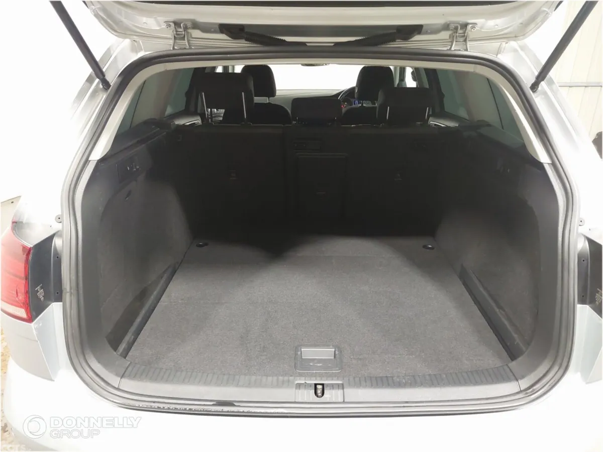 Volkswagen Golf Estate, Diesel, 2020, Silver