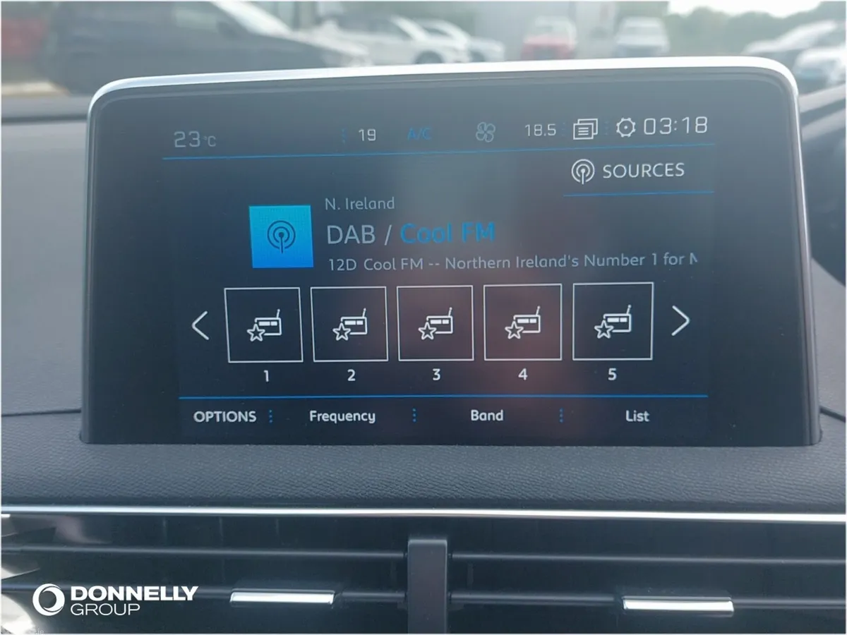 Peugeot 3008 Estate, Petrol, 2019, Red