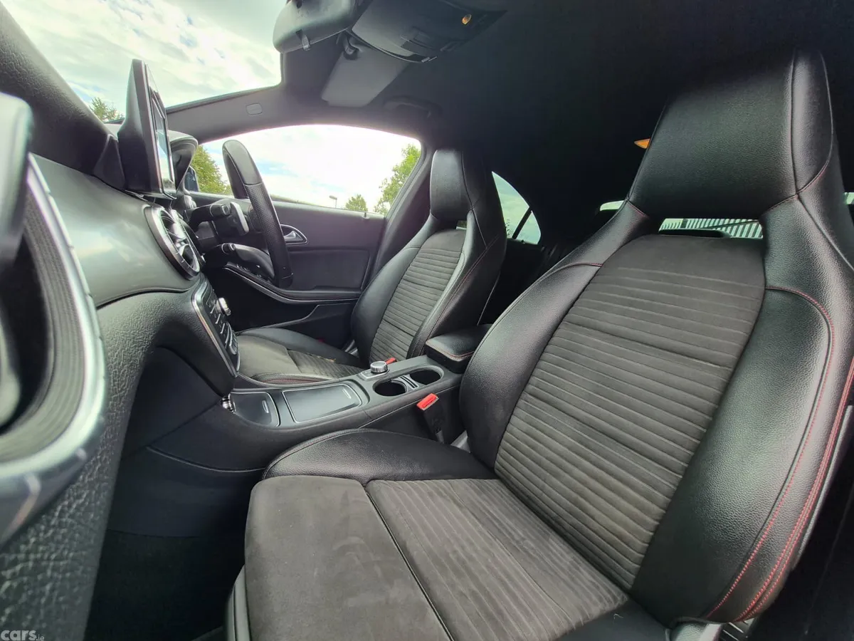 Mercedes-Benz CLA Saloon, Petrol, 2017, Blue