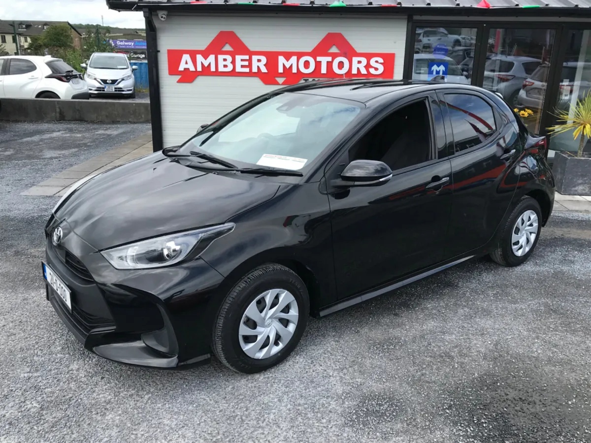 Toyota Yaris Hatchback, Petrol, 2021, Black