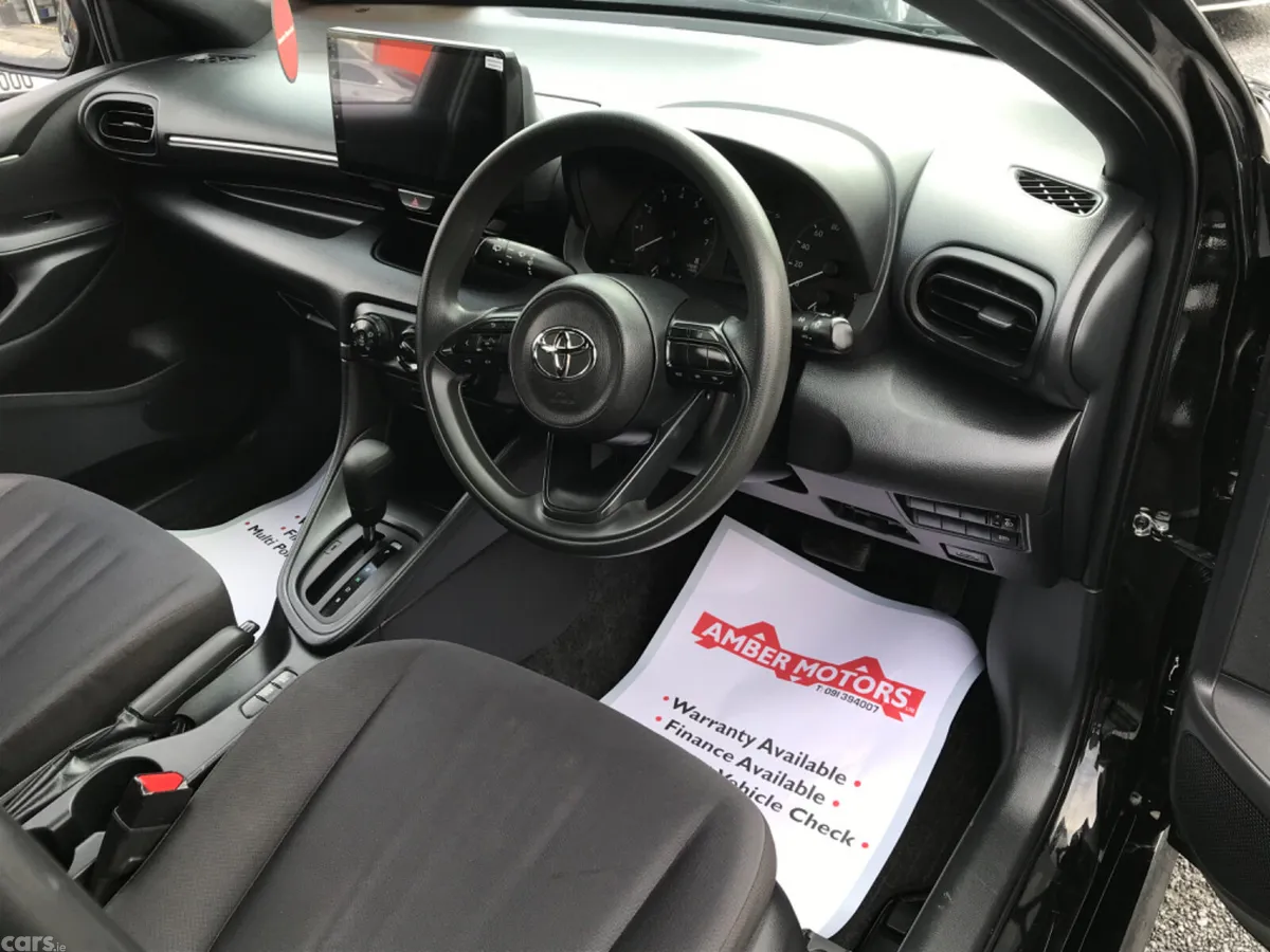 Toyota Yaris Hatchback, Petrol, 2021, Black