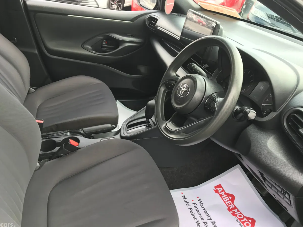 Toyota Yaris Hatchback, Petrol, 2021, Black