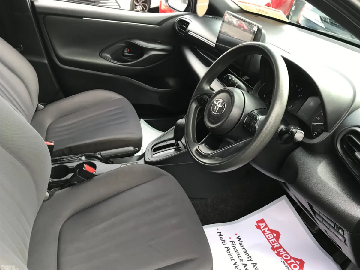 Toyota Yaris Hatchback, Petrol, 2021, Black