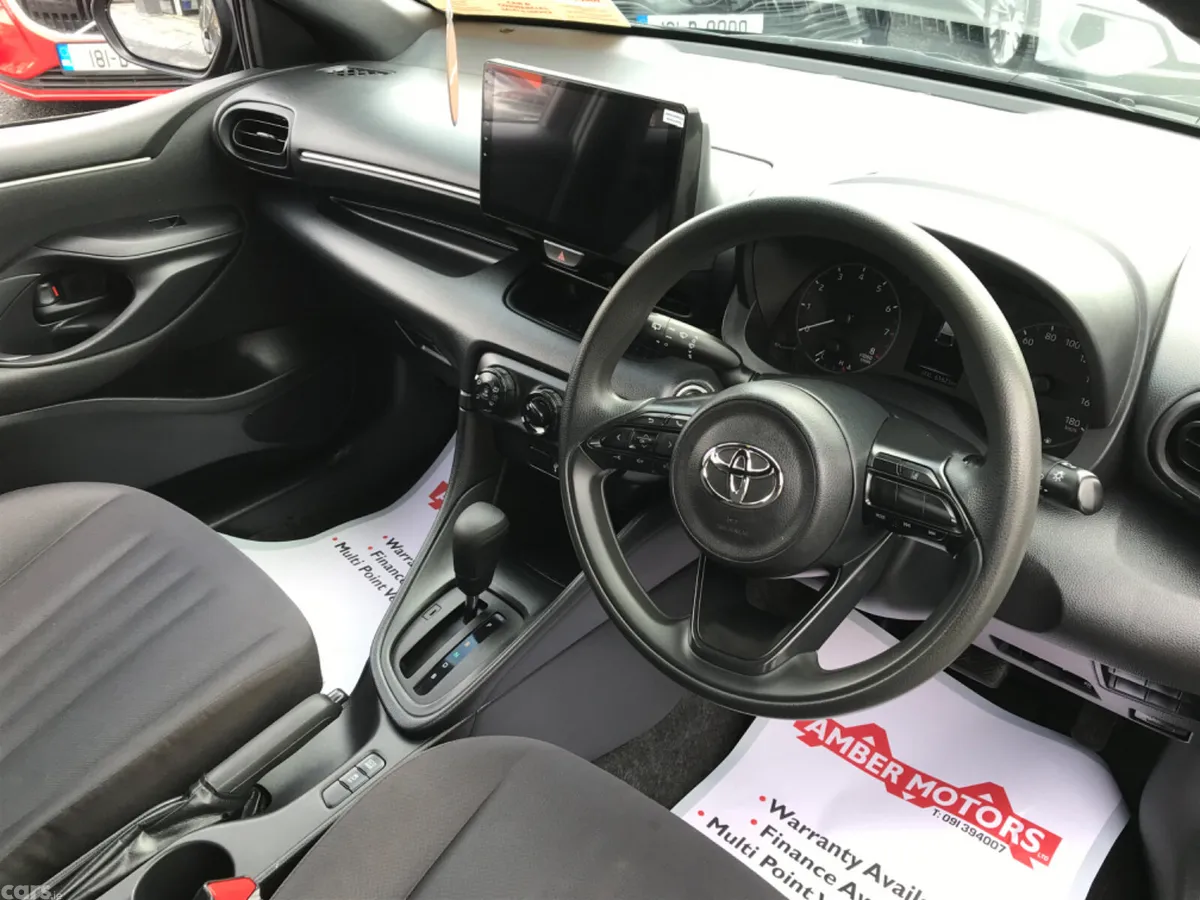 Toyota Yaris Hatchback, Petrol, 2021, Black