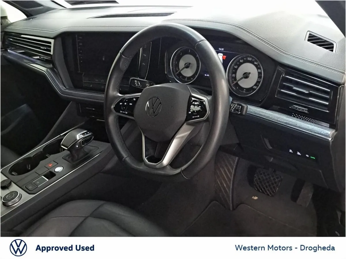 Volkswagen Touareg SUV, Diesel, 2023, White