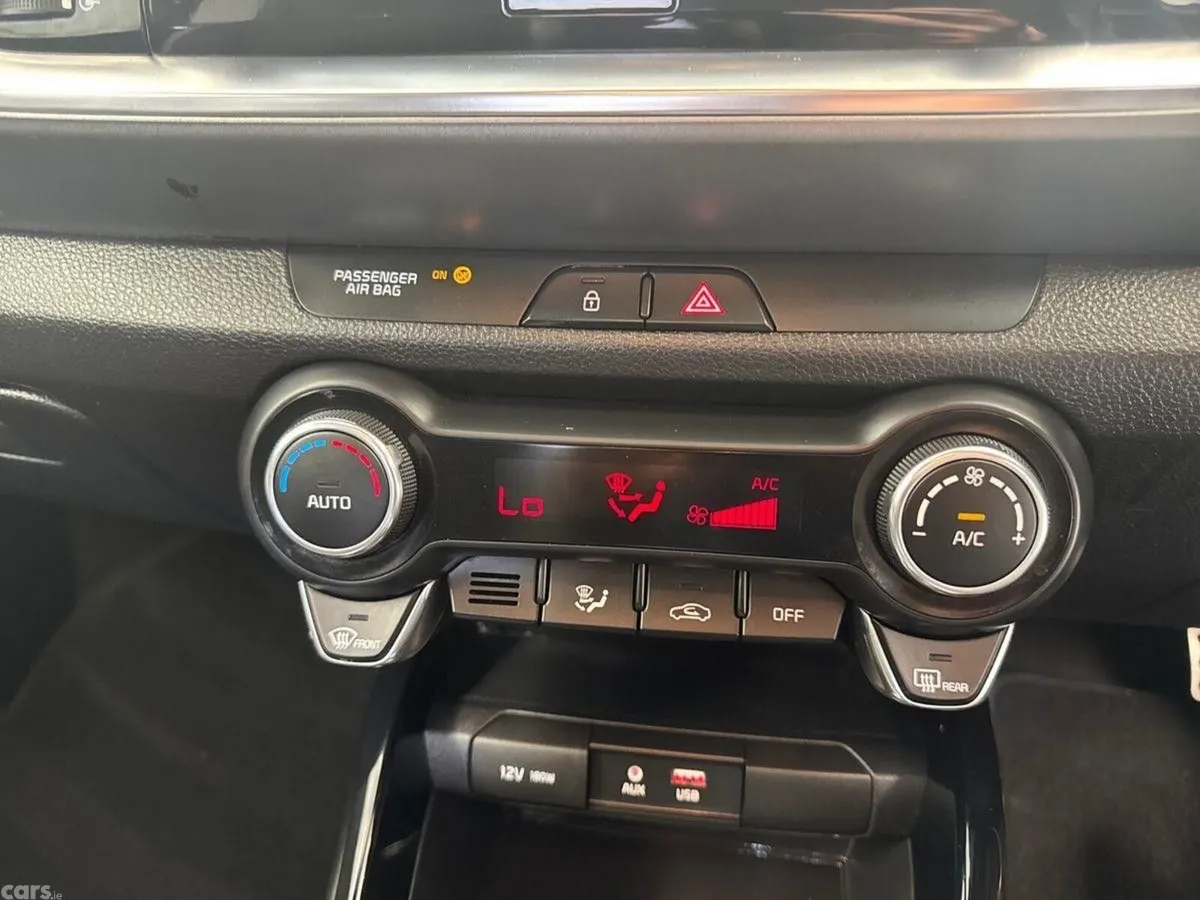 Kia Stonic Estate, Petrol, 2020, Grey