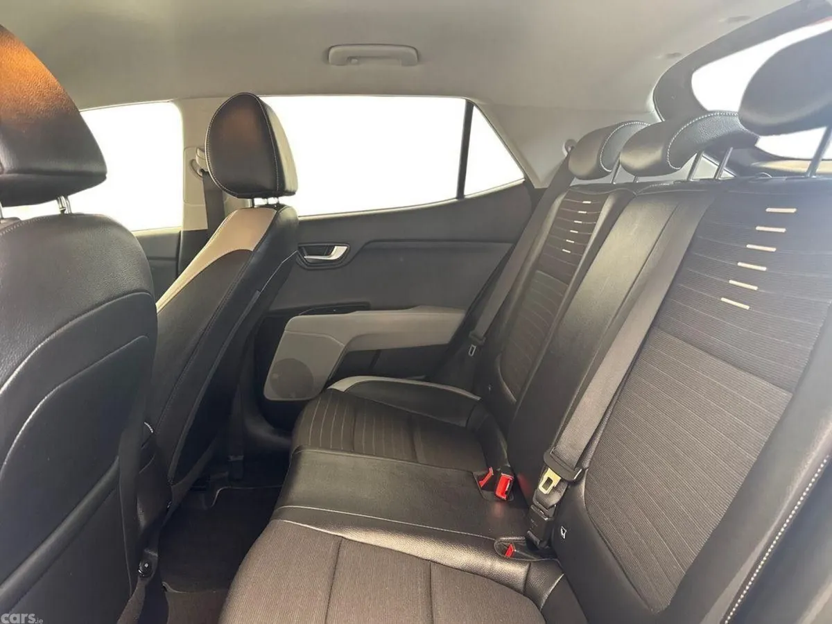 Kia Stonic Estate, Petrol, 2020, Grey