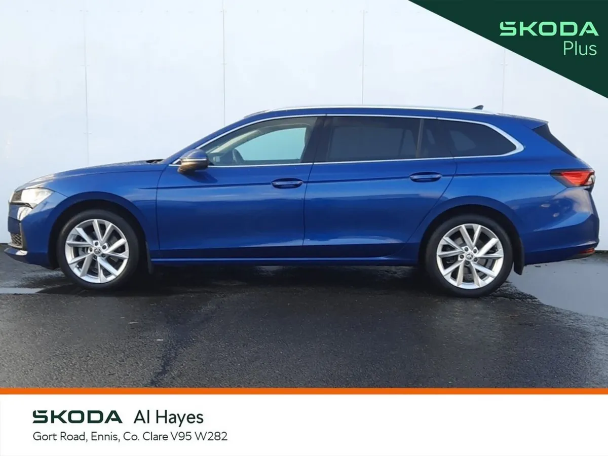 Skoda Superb Estate, Diesel, 2024, Blue