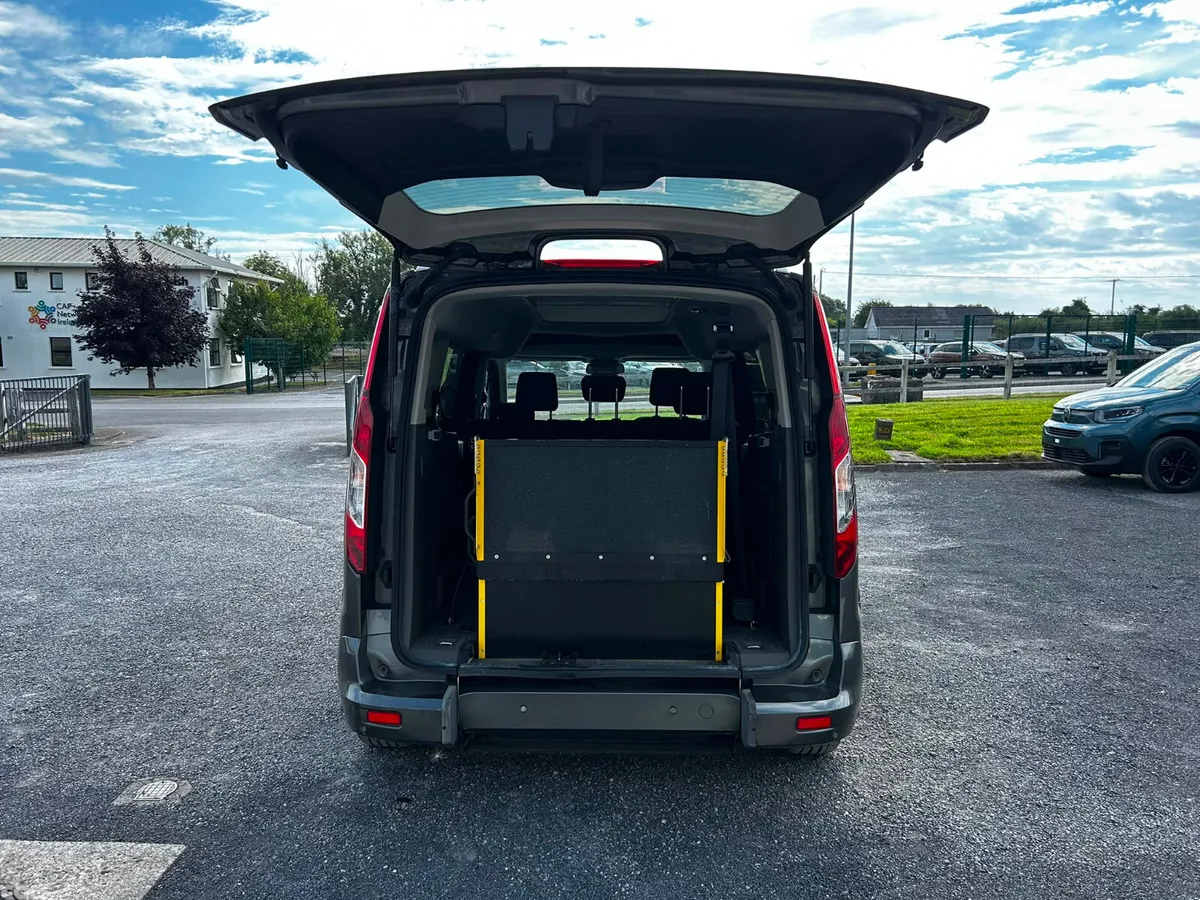 Ford Tourneo Connect MPV, Diesel, 2022, Grey