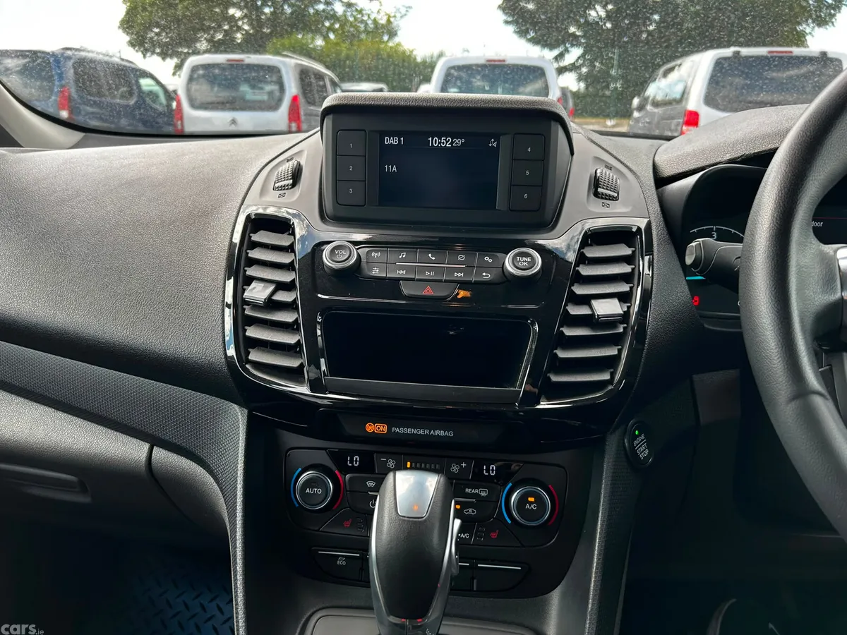 Ford Tourneo Connect MPV, Diesel, 2022, Grey