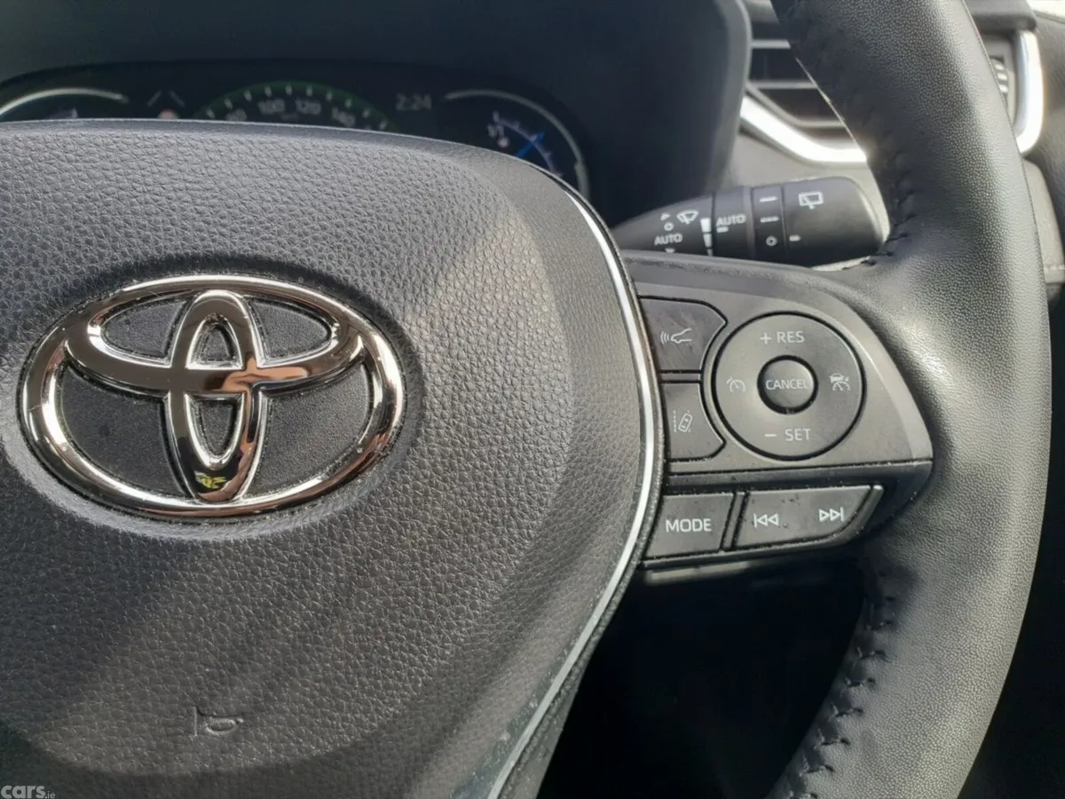 Toyota RAV4 SUV, Petrol Hybrid, 2024, Grey
