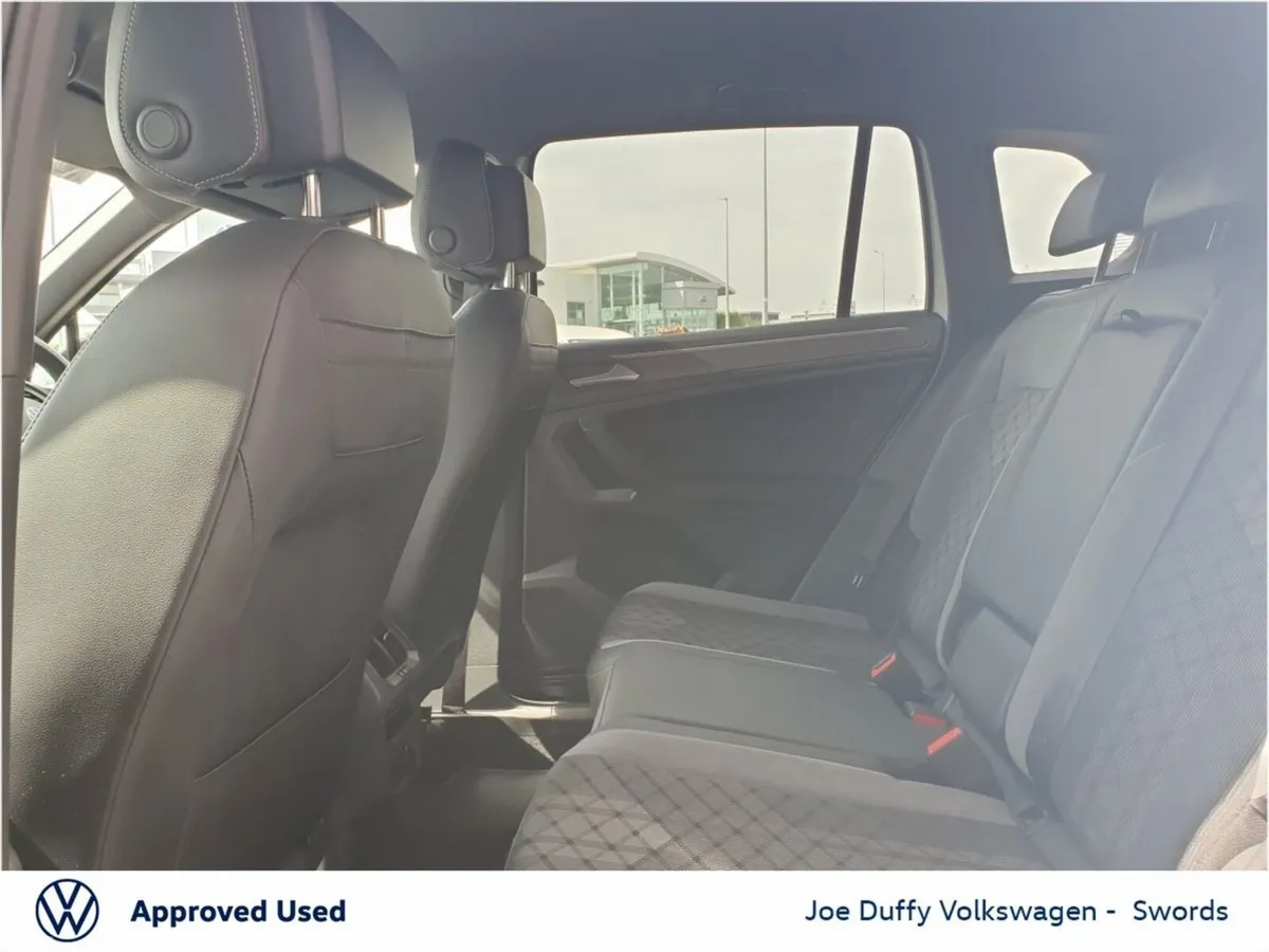 Volkswagen Tiguan SUV, Petrol Plug-in Hybrid, 2024, Grey