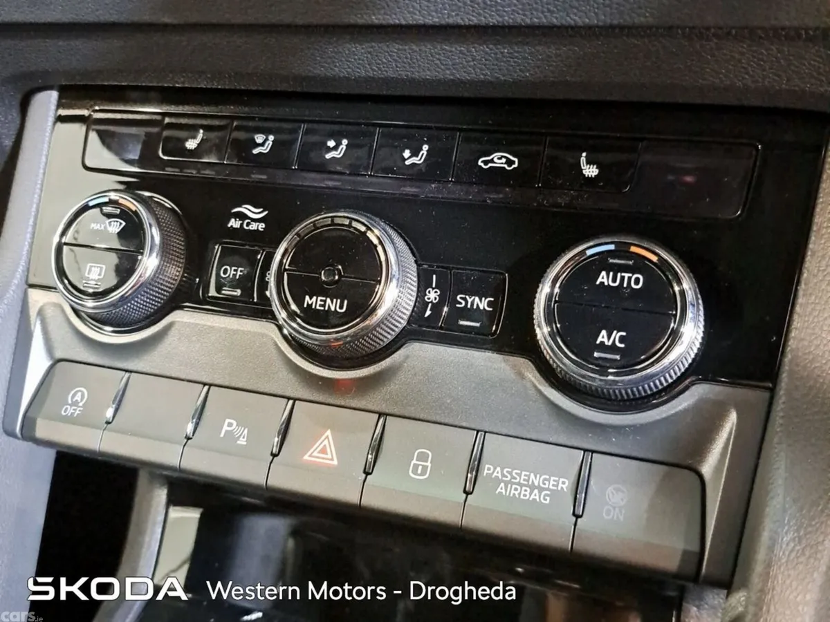 Skoda Karoq SUV, Diesel, 2026, White